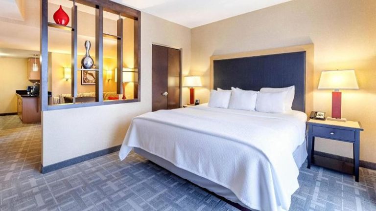 Cambria Hotel Pittsburgh – Downtown