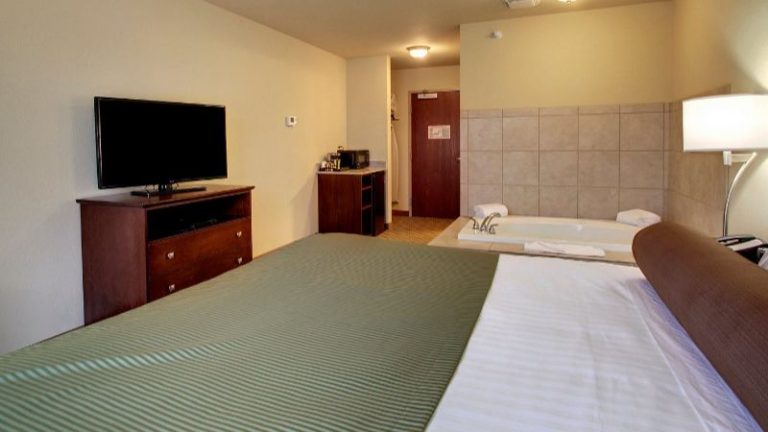 Cobblestone Inn and Suites – Corry