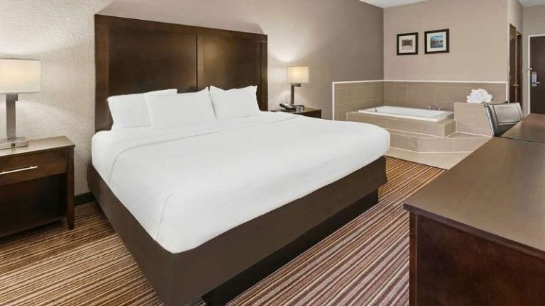 Comfort Inn Lehigh Valley West