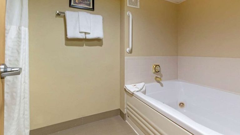 Comfort Inn Mechanicsburg – Harrisburg South