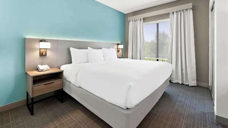 Comfort Inn & Suites Tunkhannock, room with private jacuzzi, photo 3