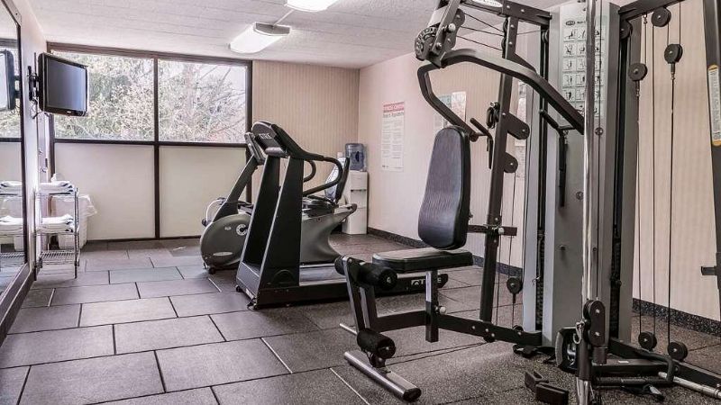 Comfort Inn – Pocono Mountains, room with private jacuzzi, photo 6