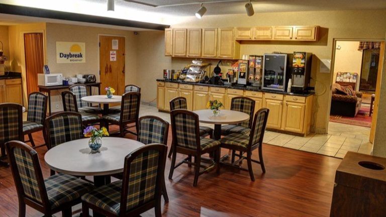 Days Inn by Wyndham Easley West of Greenville/Clemson Area