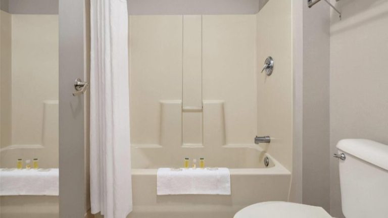 Days Inn by Wyndham North Columbia Ft. Jackson