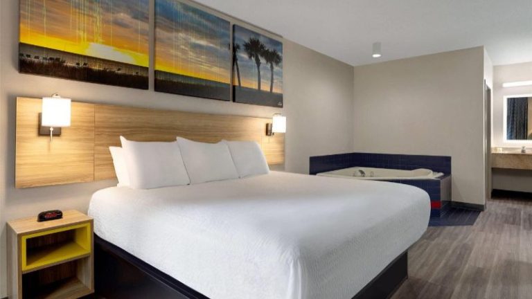 Days Inn by Wyndham North Columbia Ft. Jackson