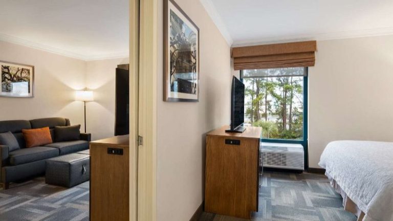 Hampton Inn Charleston-North