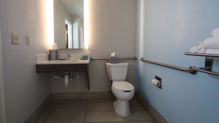 Holiday Inn Express & Suites Charleston-north By Ihg