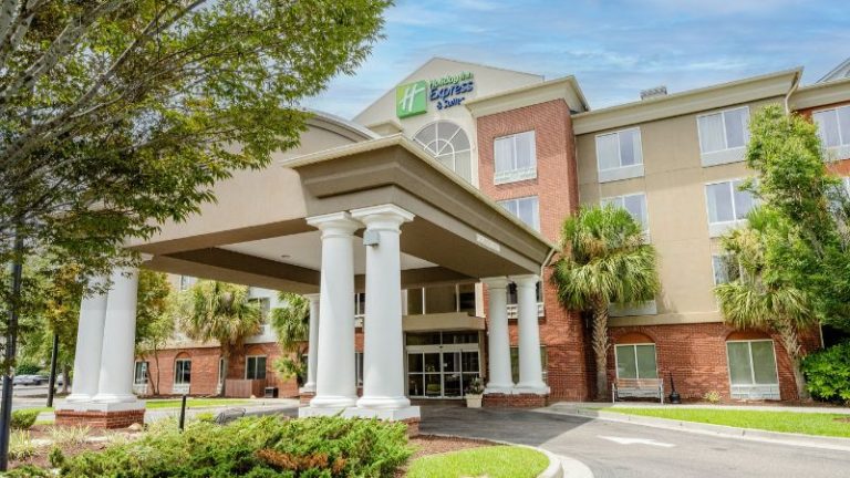 Holiday Inn Express & Suites Charleston-north By Ihg