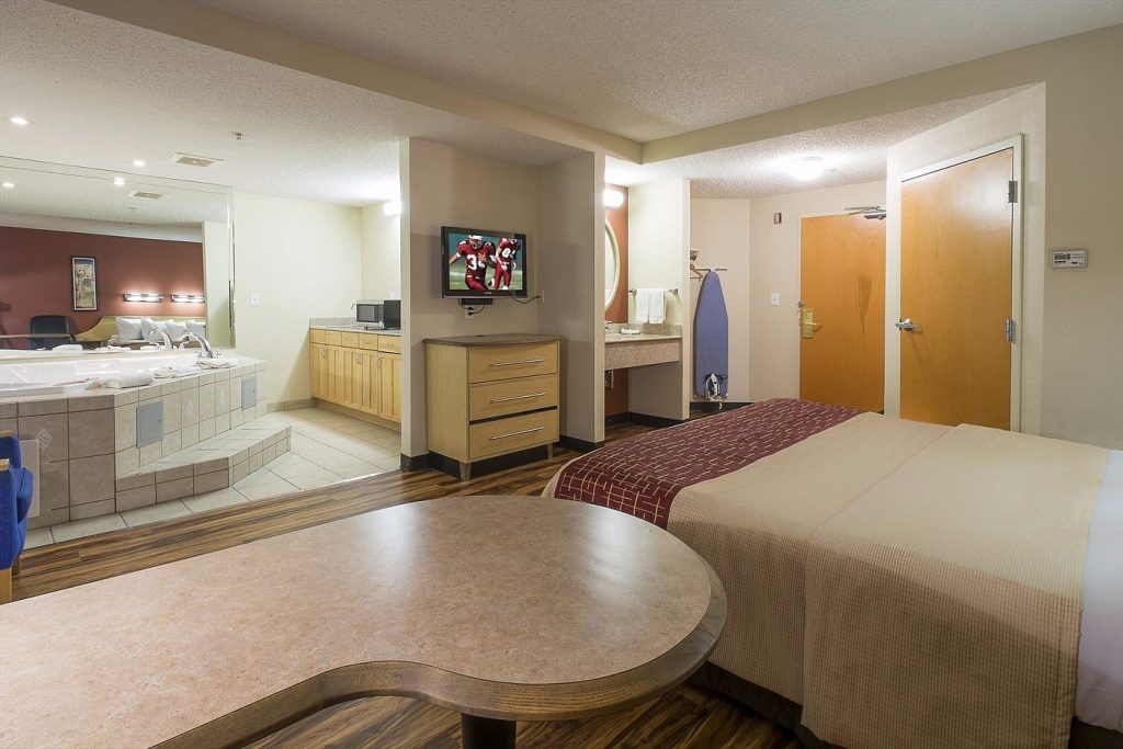 Red Roof Inn & Suites Philadelphia – Bellmawr