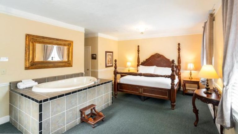 The 1927 Lake Lure Inn and Spa