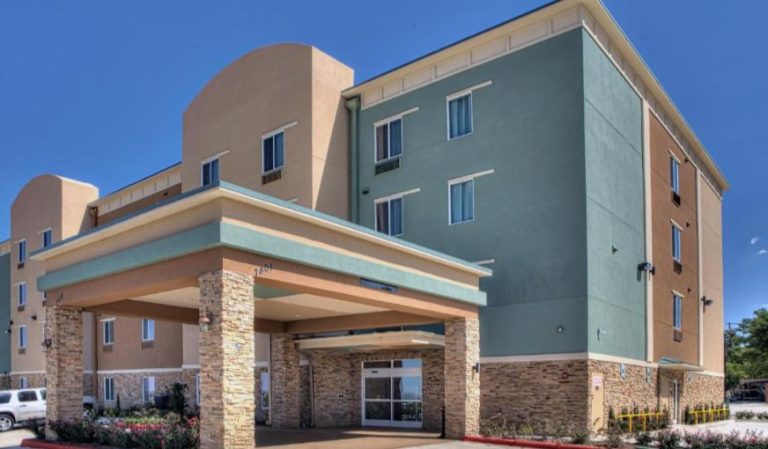 Comfort Inn & Suites Fort Worth West