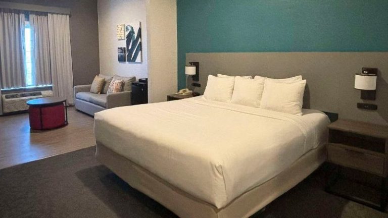 Comfort Inn & Suites Burnet