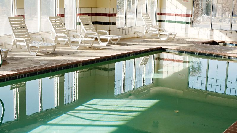 Country Inn & Suites by Radisson, West Valley City, UT, room with private jacuzzi, photo 5