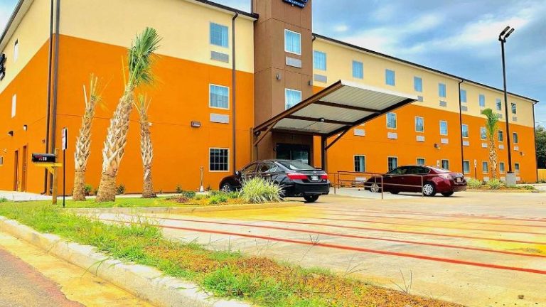 Days Inn & Suites by Wyndham Horn Lake/Memphis Graceland