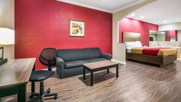 Econo Lodge Inn & Suites Horn Lake