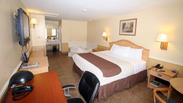 Edinburg Executive Inn