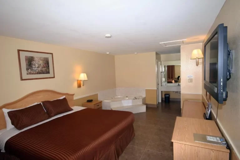Edinburg Executive Inn