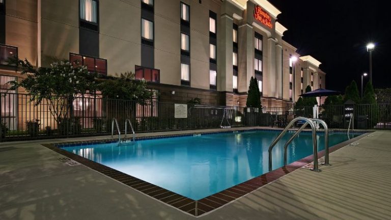 Hampton Inn & Suites Millington