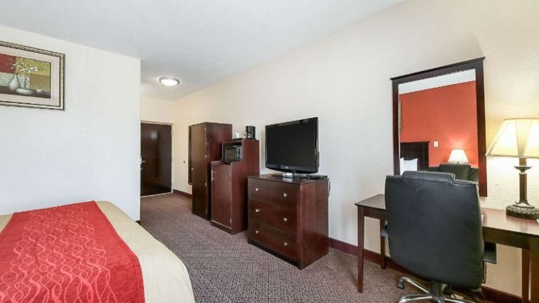 Quality Inn Kingsville Hwy 77