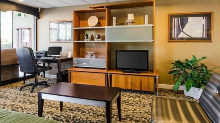 Quality Inn Troutville