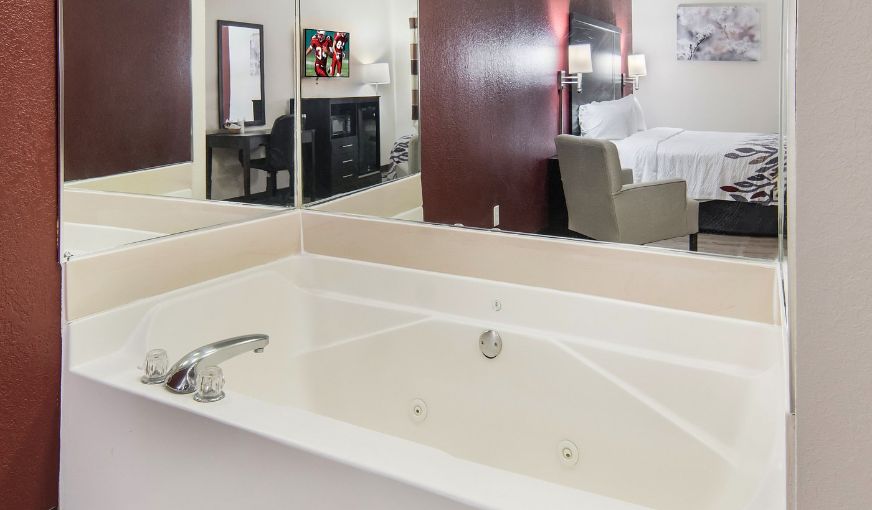 Red Roof Inn Fort Worth – Saginaw