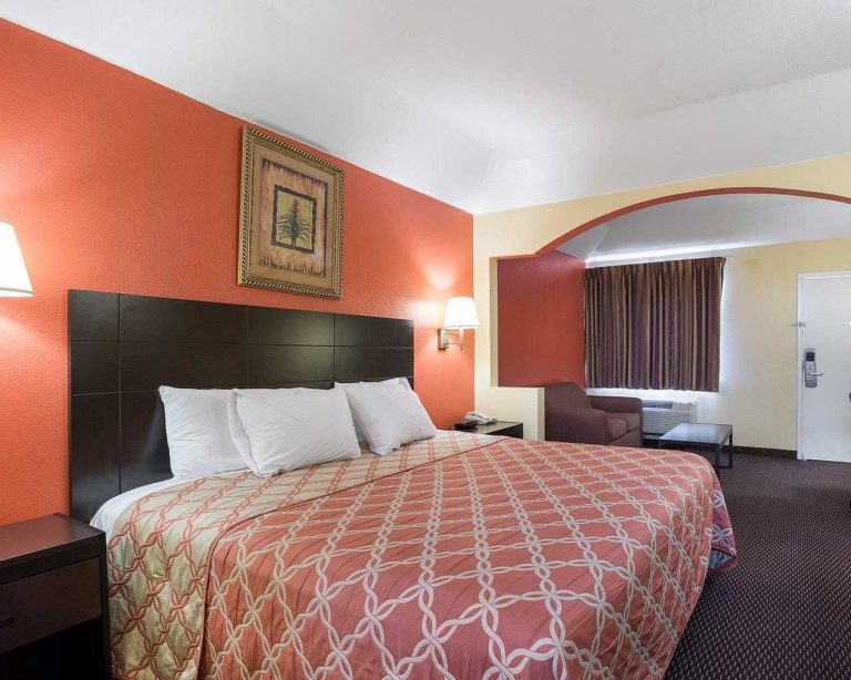 Rodeway Inn Humble