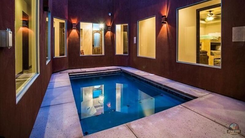 Sand Hollow Resort, room with private jacuzzi, photo 6