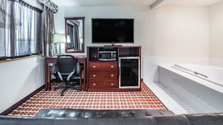 Super 8 By Wyndham Harlingen TX
