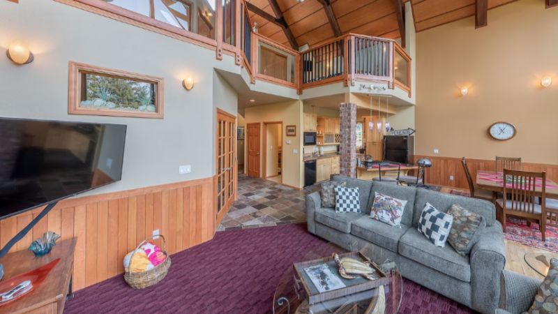 Agate Beach Chalet Newport Oregon, room with private jacuzzi, photo 4