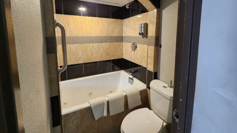 Americas Best Value Inn & Suites Little Rock at Scott Hamilton Dr