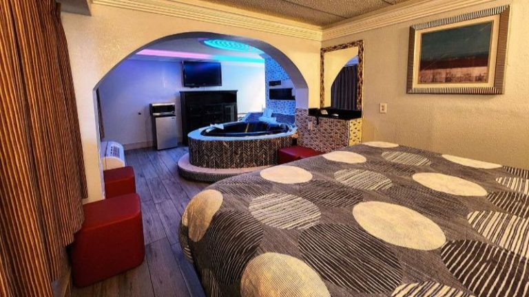 Americas Best Value Inn & Suites Little Rock at Scott Hamilton Dr