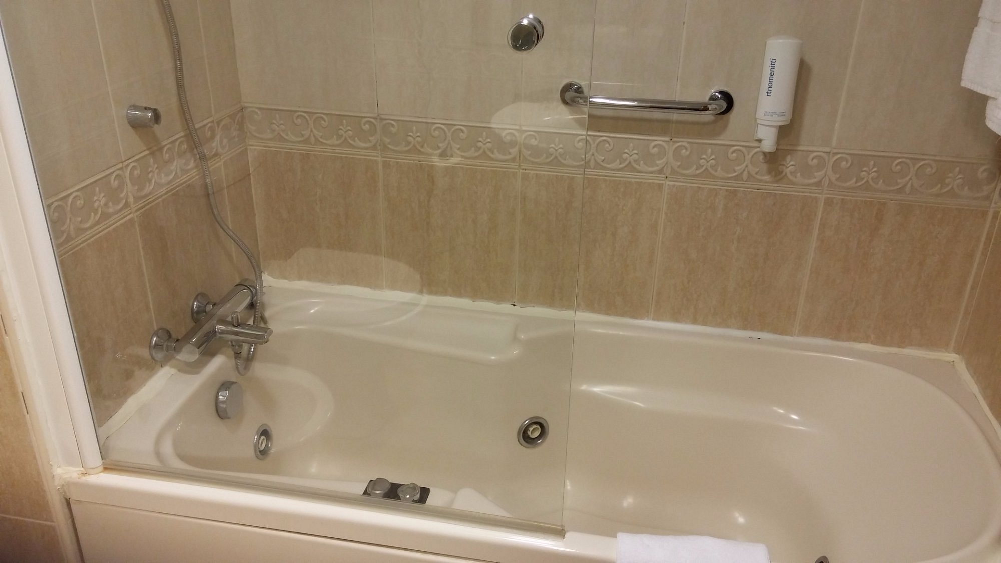 Apartahotel Los Girasoles, habitación con jacuzzi privado