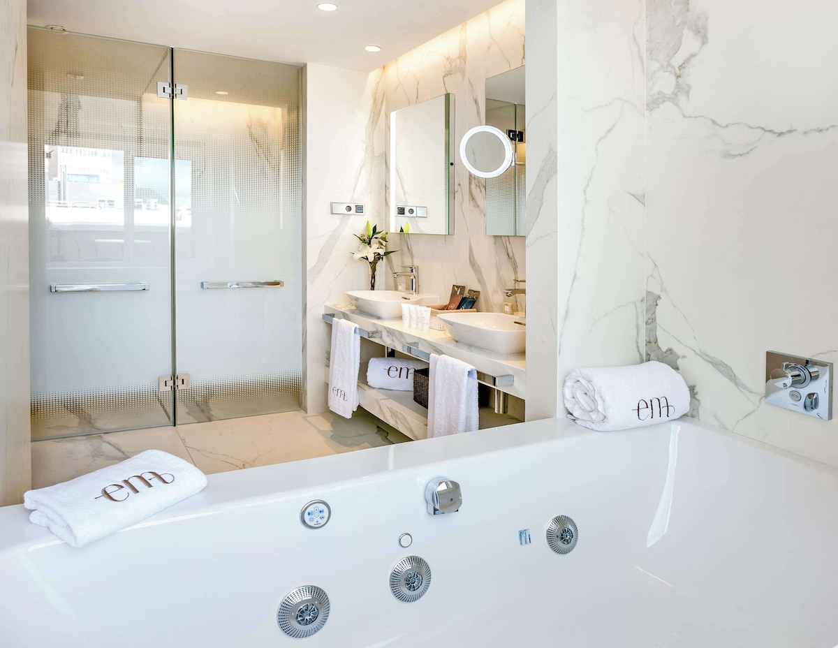 Barceló Emperatriz, habitación con jacuzzi privado