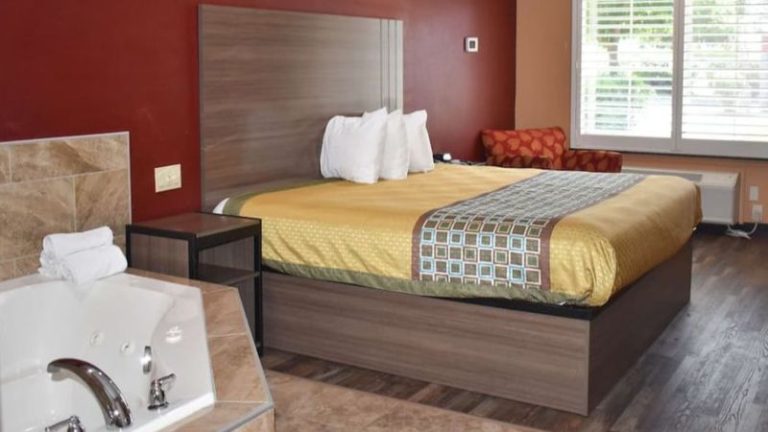 Baymont by Wyndham Manteca