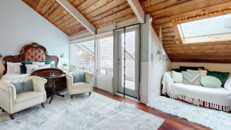 Beautiful Briny Retreat