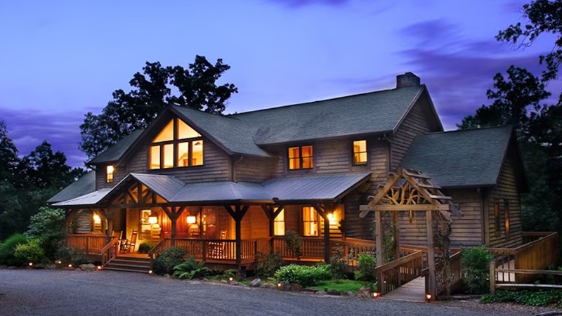 Bent Creek Lodge, room with private jacuzzi, photo 7