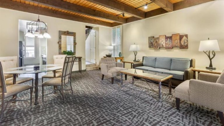 Best Western Plus Arroyo Roble Hotel & Creekside Villas