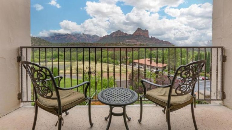 Best Western Plus Arroyo Roble Hotel & Creekside Villas
