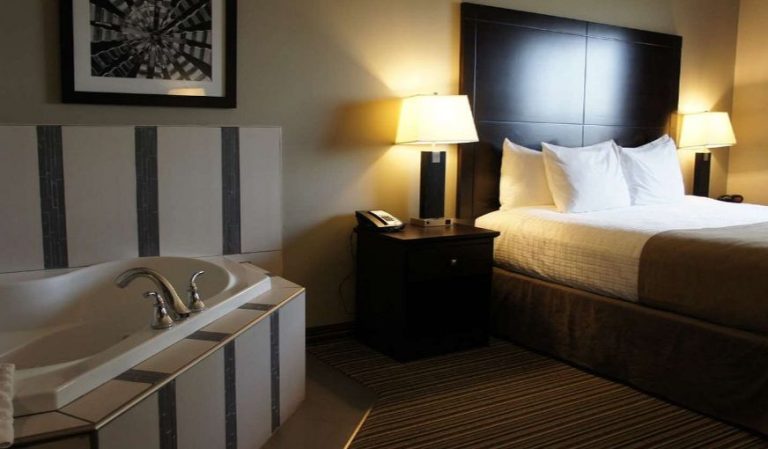Best Western Plus Fort Saskatchewan Inn & Suites
