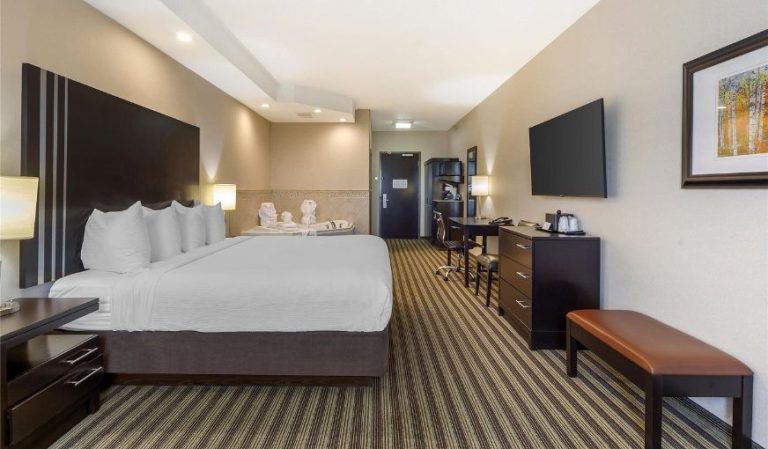 Best Western Plus Sherwood Park Inn & Suites