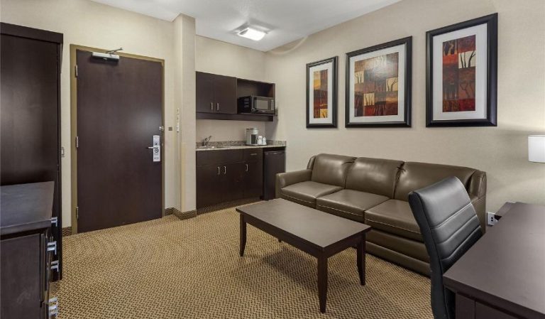 Best Western Plus The Inn At St. Albert