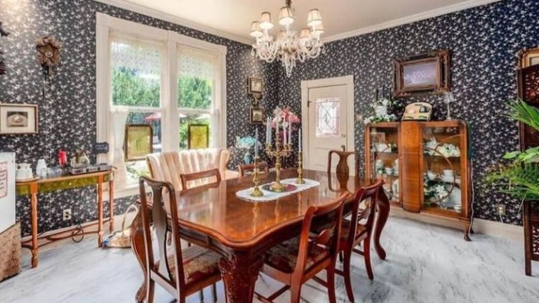 The Bridgeford House Bed & Breakfast