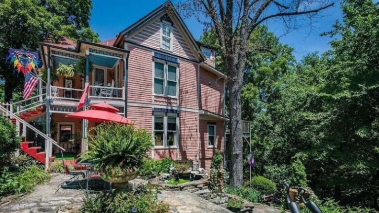The Bridgeford House Bed & Breakfast