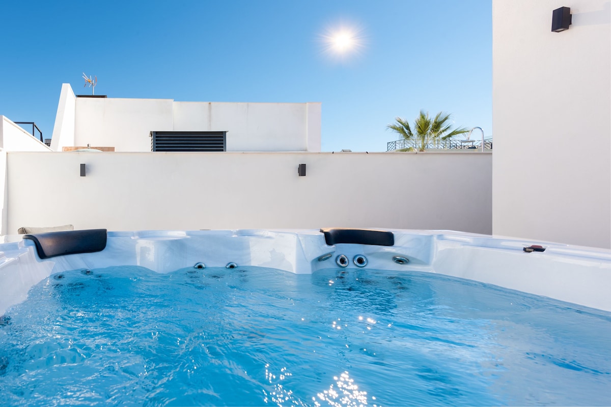 Casa Sevilla 1920 Suites by Época, habitación con jacuzzi privado