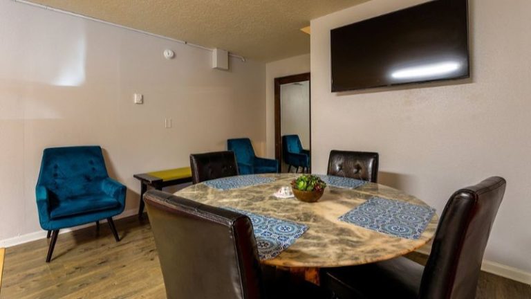 Coast River Inn by OYO Seaside