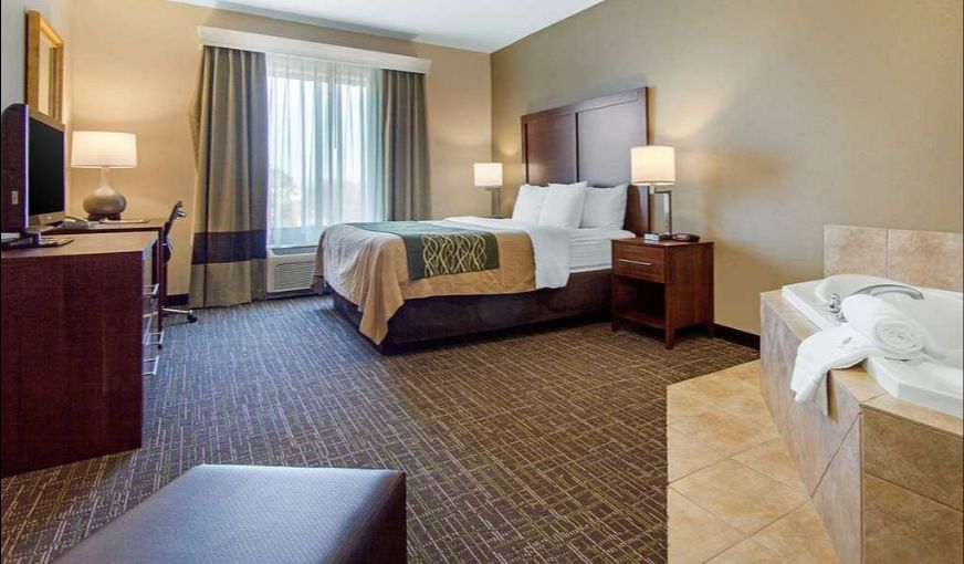 Comfort Inn & Suites Norman near University