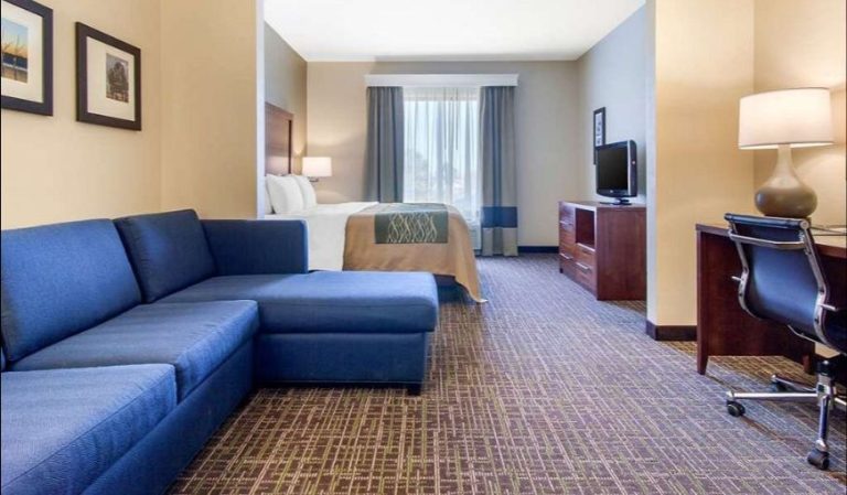 Comfort Inn & Suites Norman near University
