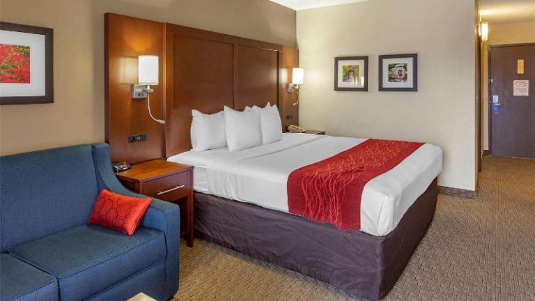 Comfort Inn & Suites Rochelle