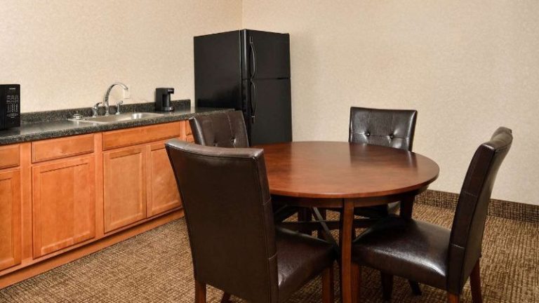 Comfort Inn & Suites Madison North (DeForest)