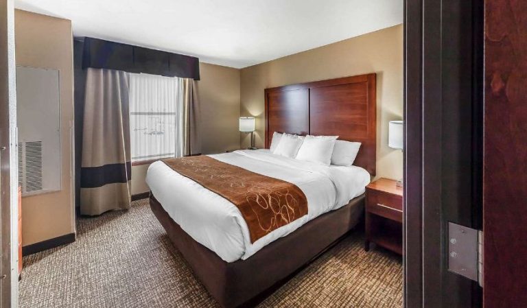 Comfort Suites Yukon – SW Oklahoma City